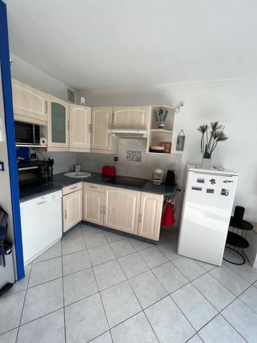 Studio La Ciotat Vue Mer Avec Garage ภายนอก รูปภาพ